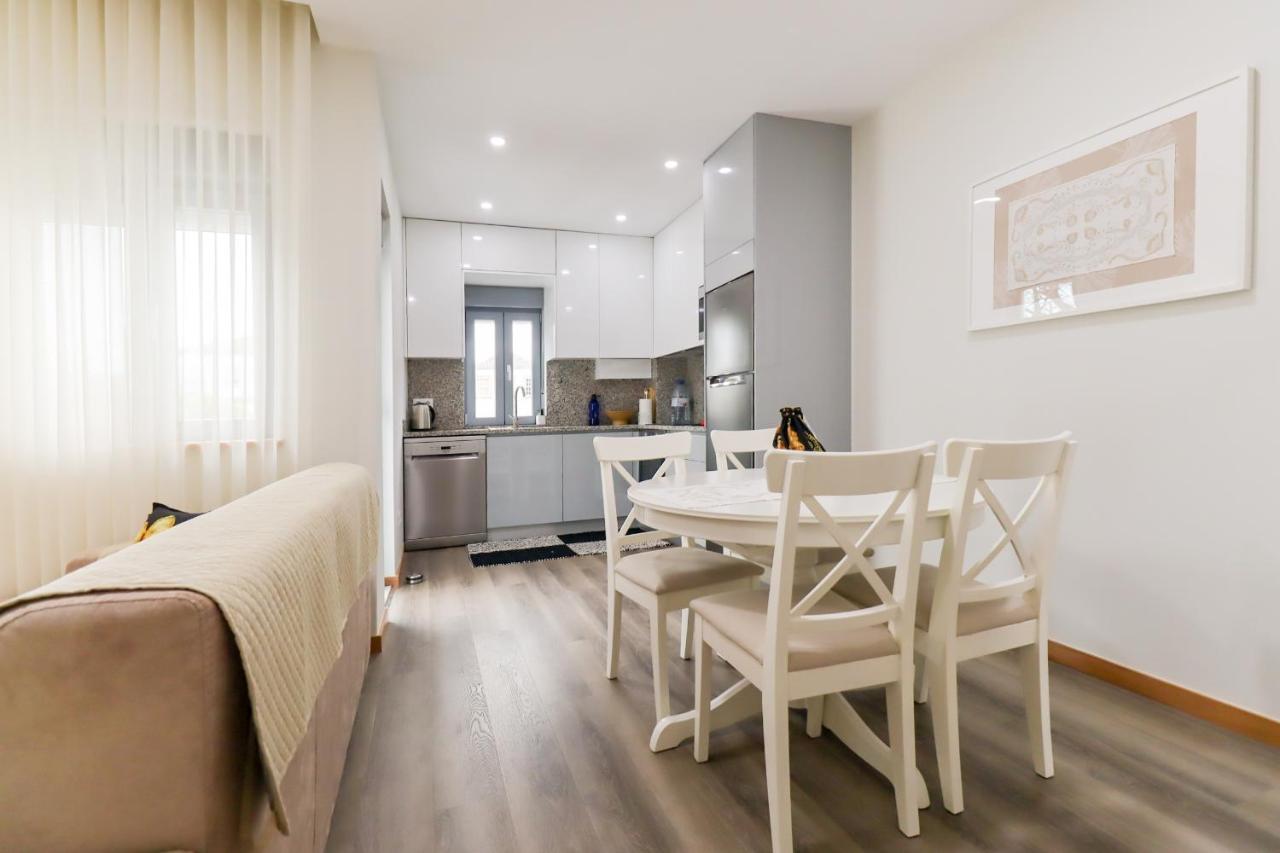 Tiana Apartment - City Centre With Terrace Виана-ду-Каштелу Экстерьер фото